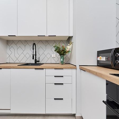Nowa Manufaktura Apartment Wroclaw Krzyki By Noclegi Renters Eksteriør bilde