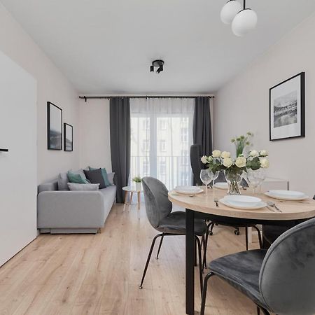 Nowa Manufaktura Apartment Wroclaw Krzyki By Noclegi Renters Eksteriør bilde