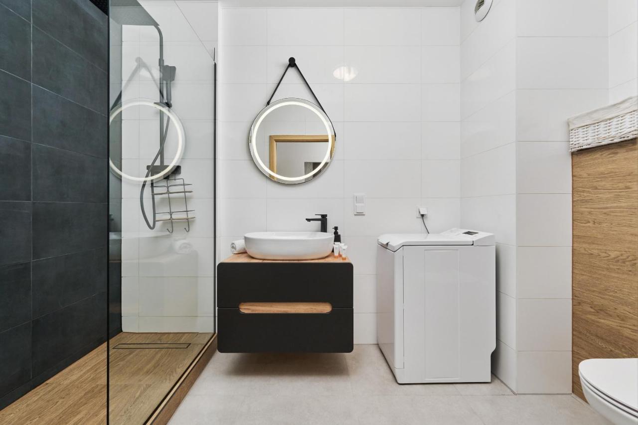 Nowa Manufaktura Apartment Wroclaw Krzyki By Noclegi Renters Eksteriør bilde