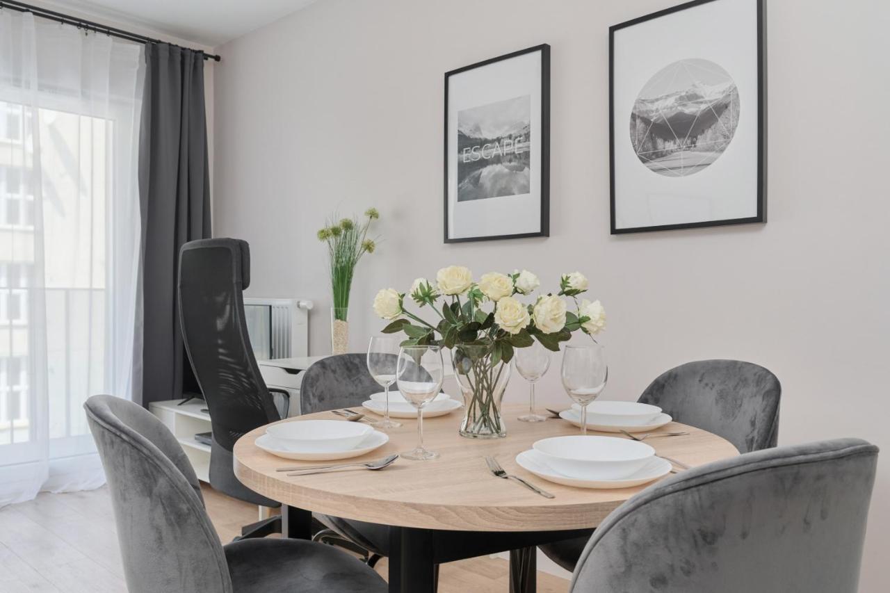 Nowa Manufaktura Apartment Wroclaw Krzyki By Noclegi Renters Eksteriør bilde